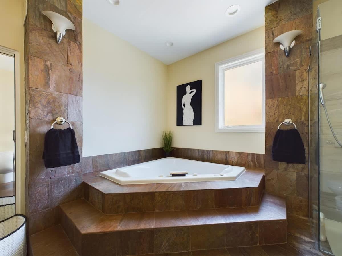 Luxe 4Br With Hot Tub & Game Room Chicago Exterior photo